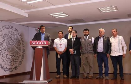 Analizan en Segob, si taxistas podrían adherirse al servicio por aplicación 