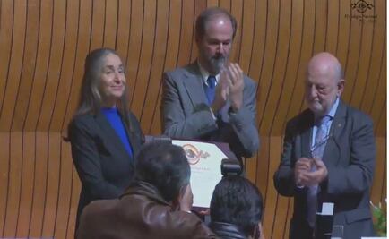 Julia Carabias es la quinta mujer en ingresar al Colegio Nacional