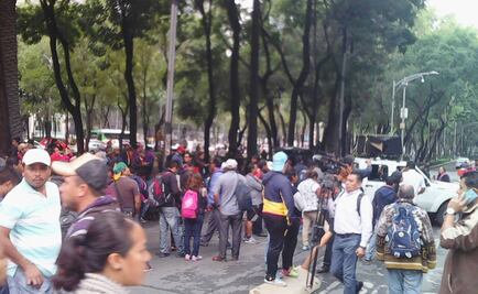 Rechazan padres de los 43 sentarse a más mesas de diálogo 