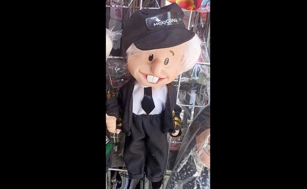 “Por el bien de todos, primero los pobres”, se escucha al presionarle la pancita al popular muñeco. 
 Foto: Pedro Villa y Caña / EL UNIVERSAL