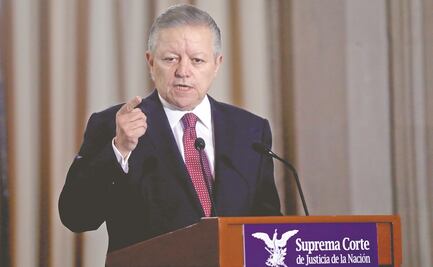 Arturo Zaldívar toma protesta a 87 juezas de Distrito; califica como "un día histórico" el hecho