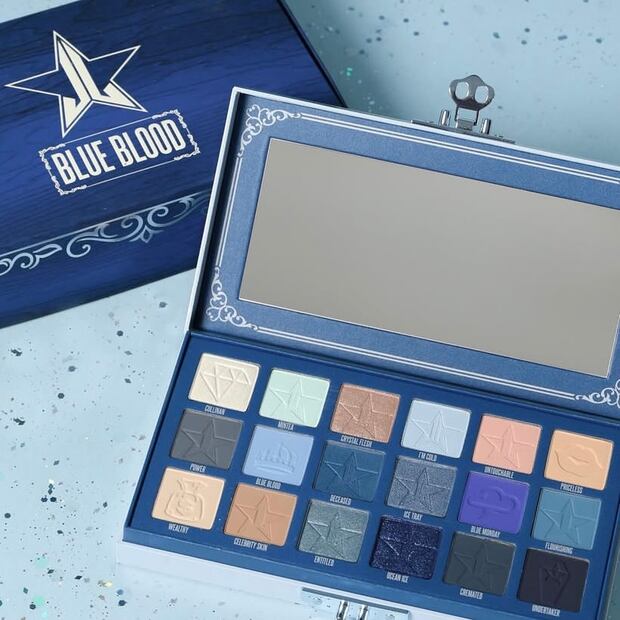 Los tonos azules intensifican la mirada. Foto: Instagram @makeup.valen