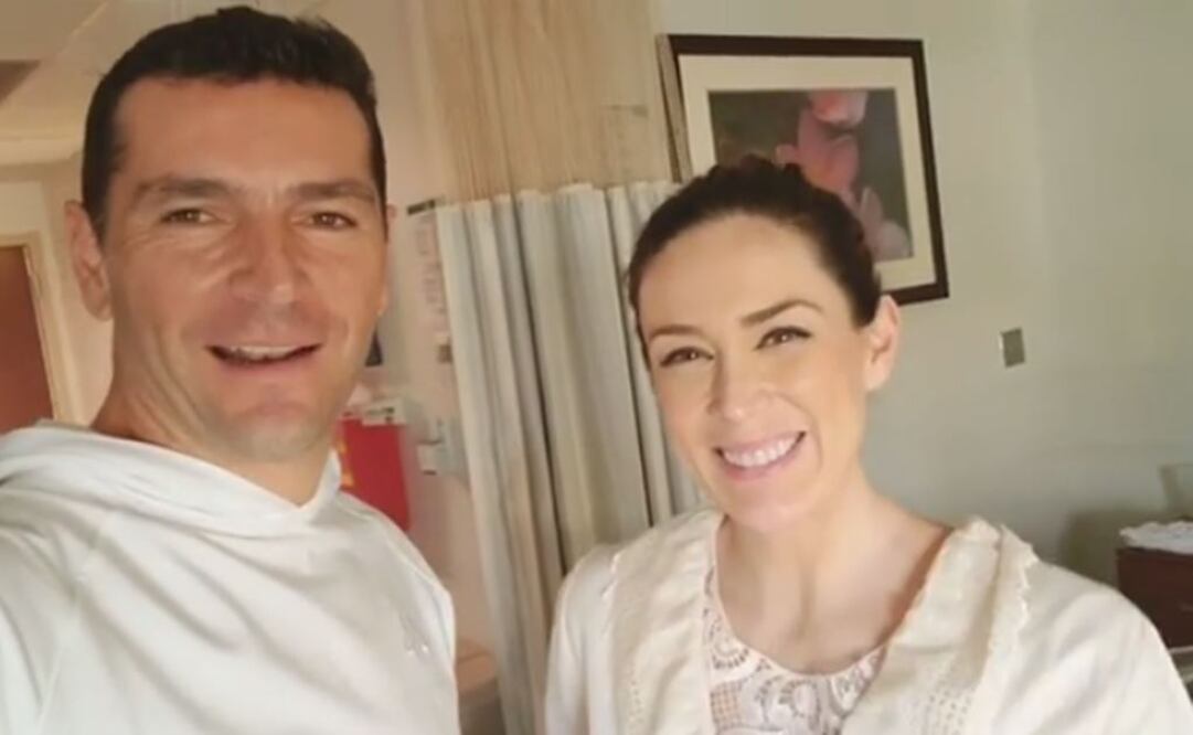 Martín Fuentes y Jacqueline Bracamontes. FOTO: Especial 