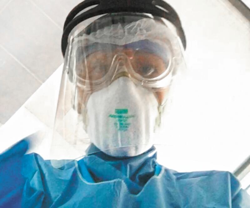 La laboratorista Jazmín se enfrenta cara a cara con el coronavirus todos los días. ESPECIAL