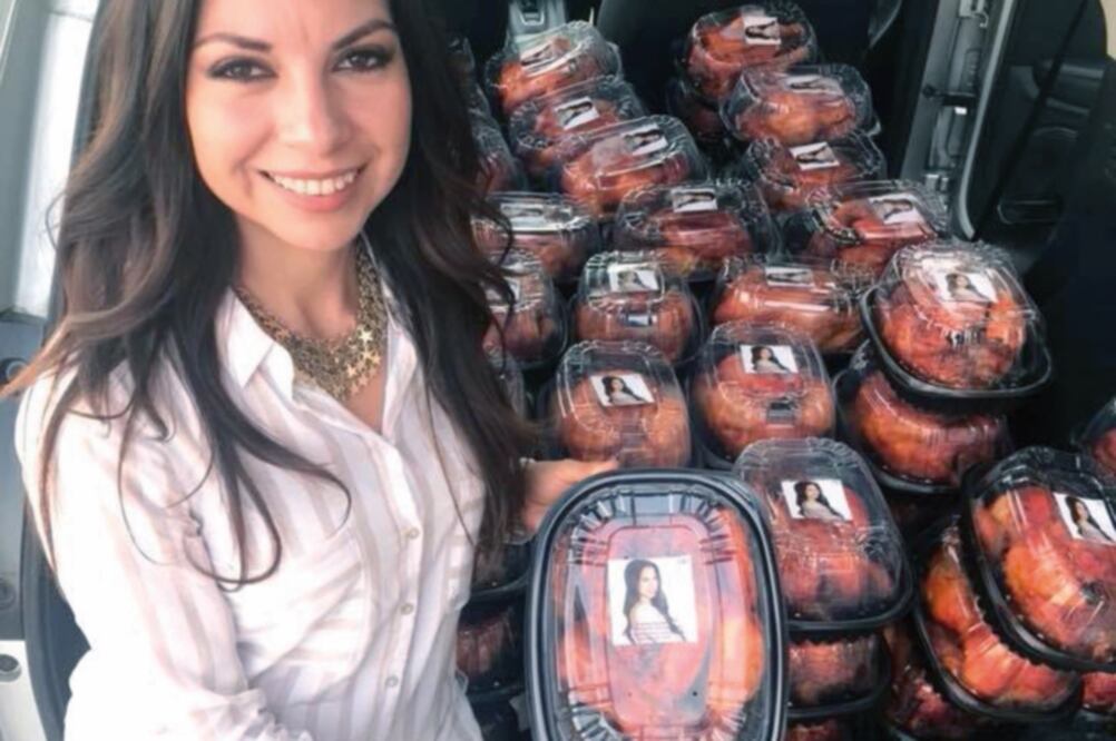 La diputada Iris Aguirre, de Encuentro Social, subió 20 fotos y siete videos con la leyenda: “No hay nada más hermoso que compartir esta Navidad”. Foto: FACEBOOK