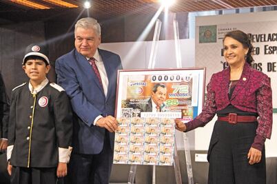 Lotería Nacional honra a Muñoz Ledo