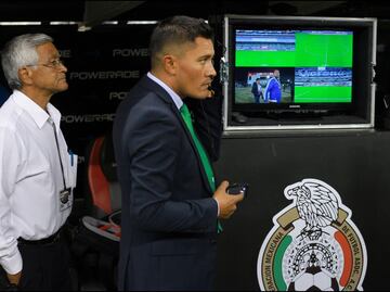 El VAR fue mal instalado en el Azteca