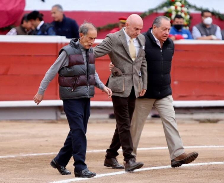 El Juli gran faena de indulto a Carmelo