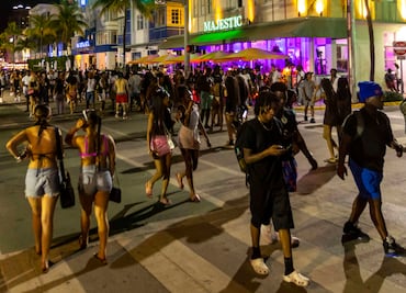 ¿Qué son los calcos y por qué se habla de un nuevo dialecto en Florida?