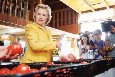 Problemas de credibilidad afectan a Hillary