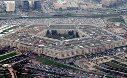 Periodistas abandonan el Pentágono en rechazo a nuevas normas sobre prensa