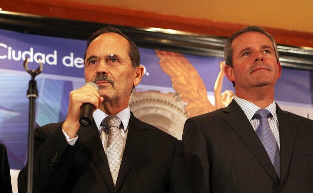 El diputado Marcelo Torres Cofiño (der) estará al frente de la negociación panista del llamado presupuesto base cero./Archivo - EL UNIVERSAL