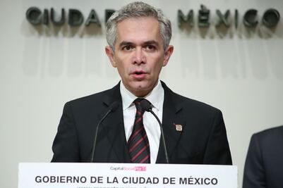 Mancera prevé más renuncias al interior del gabinete y jefaturas delegacionales