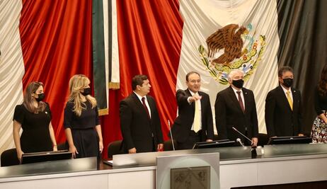 Alfonso Durazo rinde protesta como gobernador de Sonora