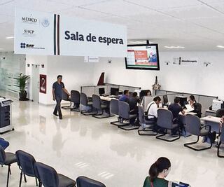 Hacienda ordena suspender contrataciones de personal en el gobierno federal