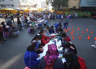 Por tercer día consecutivo, padres de familia y alumnos bloquean Circunvalación