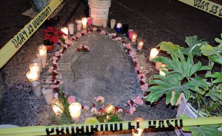 Celebran figura de la Virgen de Guadalupe que se formó en un bache en Neza