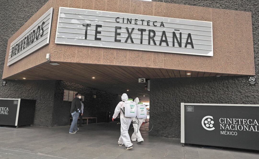 “Si la redirección de los recursos se debe al Covid-19, exigimos que los directivos realicen una rendición de cuentas", dijeron los trabajadores en un comunicado. Foto: AP 