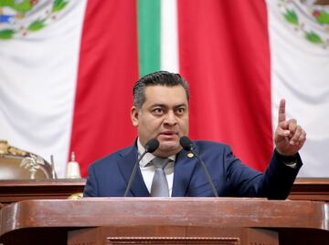 Diputado del PAN propone eliminar requisito para que propietarios informen sobre uso de inmuebles; es inicio de la "Venozolización", acusa