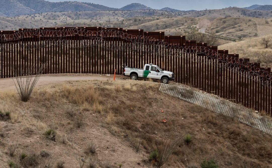 Congresistas federales del sur de Florida reaccionaron a la entrada por la frontera sur de Juan Carlos Santana Novoa, quien se encontraba en México y pidió asilo en EU. Foto: AP/Archivo