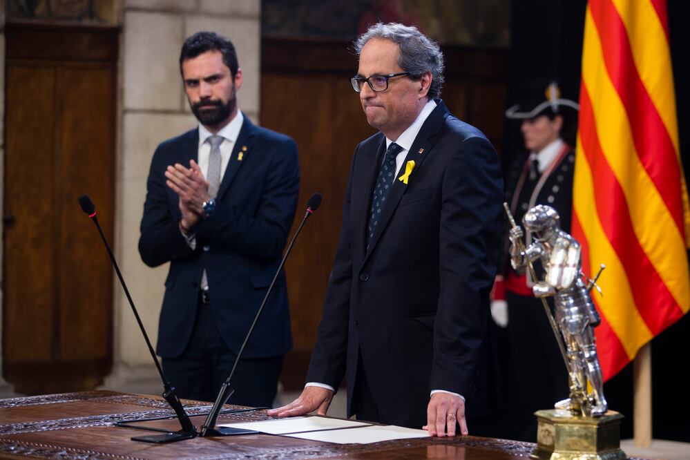 El nuevo gobierno catalán dirigido por el independentista Quim Torra tomó posesión este sábado (Foto: EFE)