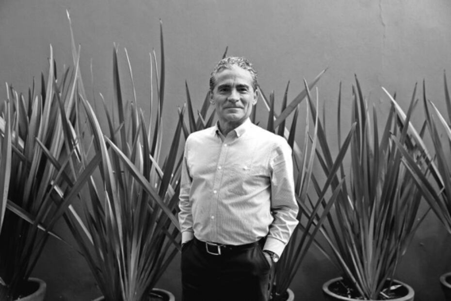 El estudio del maestro Vicente Rojo, “un traje hecho a la medida”