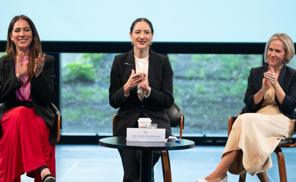 La Secretaría de Cultura federal, Claudia Curiel, la gobernadora de Guanajuato, Libia Dennise García Muñoz Ledo y la embajadora del Reino Unido en México, Susannah Goshko. Foto: Gerardo Luna.