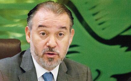 Is Raúl Cervantes collaborating with the new government?