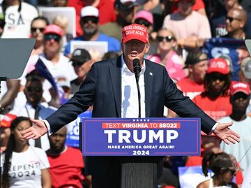 Demócratas vinculan a Trump con Proyecto 2025 que prohíbe el aborto y da "poder ilimitado" al presidente