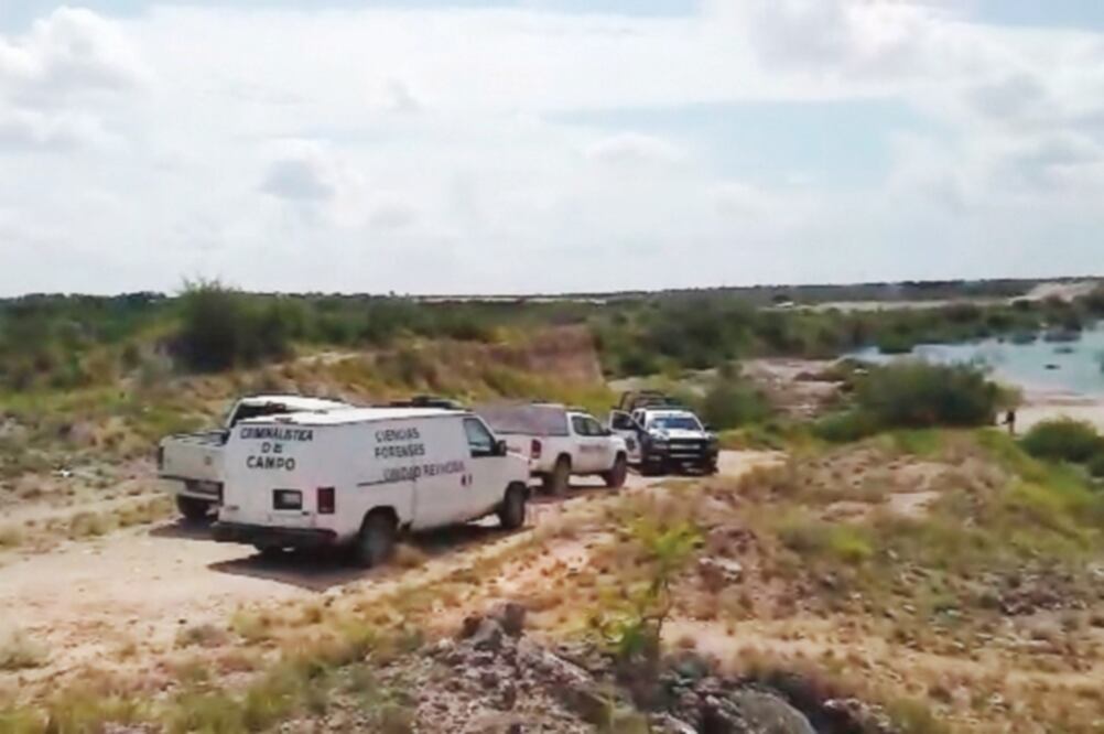 Un total de 38 fragmentos óseos han sido localizados en el cementerio clandestino que se descubrió la tarde del lunes en un predio de la colonia Alianza Social en Reynosa Tamaulipas, informaron autoridades locales. (FOTOS: ESPECIALES)