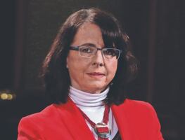 Oposición exige investigar a Álvarez-Buylla por contratos a modo; acusan conflicto de interés con estudio que diseñó obra para su casa