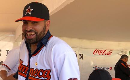 José Urquidy levanta la mano para ir a Olímpicos con México