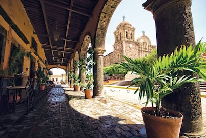 Lánzate al festival de Día de Muertos en el pueblo de Tequila