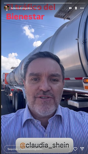 Diputado Federico Döring crítica bloqueo en la México- Querétaro  y califica las filas de autos como el "tráfico del Bienestar" (30/10/2025). Foto: Captura de pantalla