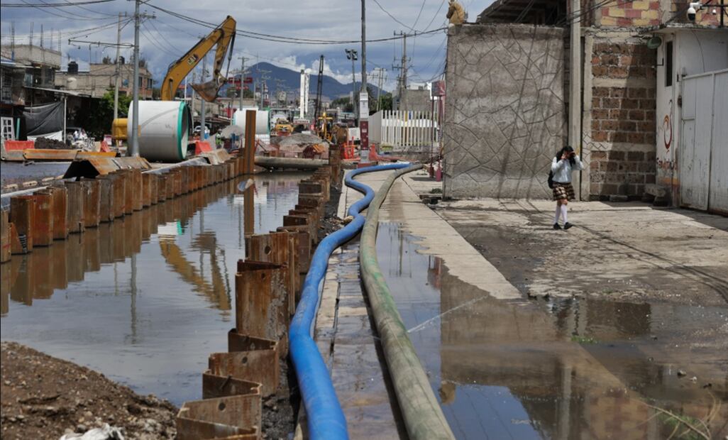 Luego de las intensas lluvias que se registraron la madrugada del pasado jueves, la colonia Culturas de México en Chalco, Estado de México, se volvió a inundar, el 29 de mayo de 2025. Foto: Carlos Mejía/EL UNIVERSAL