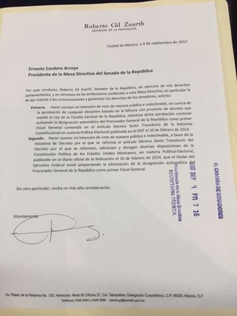 ​Gil Zuarth certifica ante notario intención de votar contra fiscal a modo
