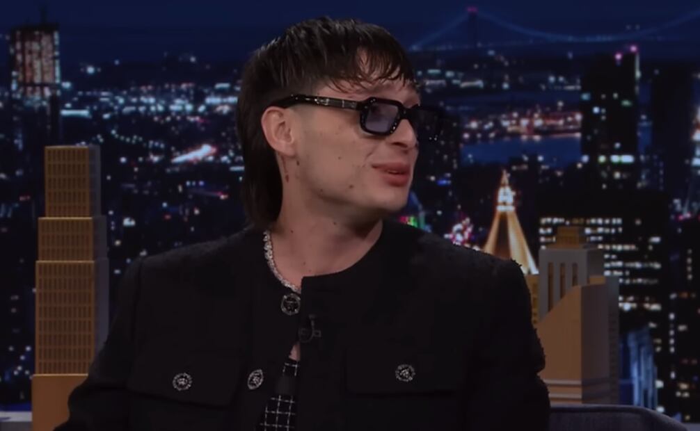 Peso Pluma ha desatado la polémica por sus recientes declaraciones. Foto: Captura de pantalla.