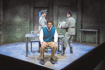 Abordan la niñez desde el terror 