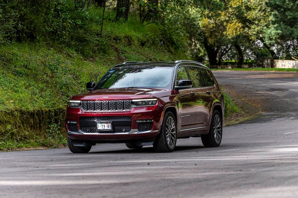 A prueba: Jeep Grand Cherokee L 2022, elegancia lista para el todoterreno