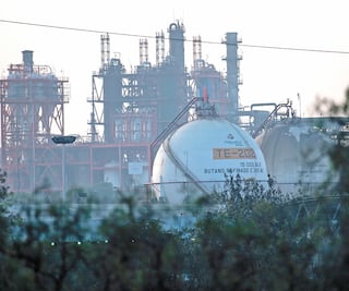 Sener reanuda trámites del sector energético tras desaparición de CNH y CRE; habilitan sitio para facilitar el proceso