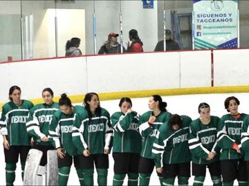 Ante falta de apoyos, Selección Mexicana Femenil de hockey sobre hielo hace colecta para ir al Mundial