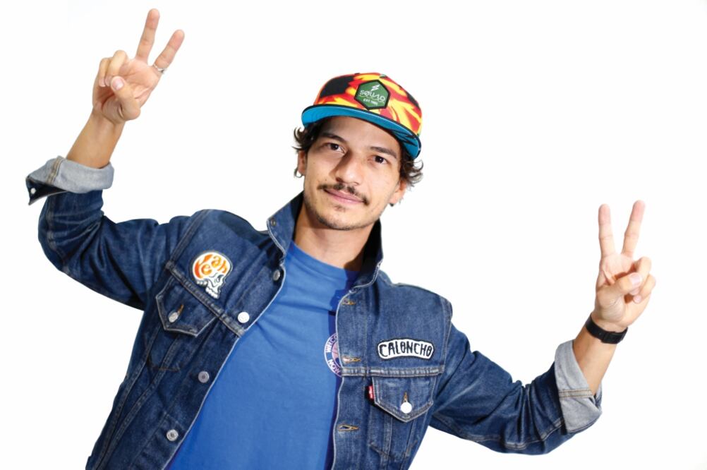 Caloncho y Mon Laferte decidieron probar suerte juntos y darán show en el Metropólitan el 13 y 14 de febrero (ARCHIVO EL UNIVERSAL)