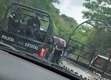Video: Grupo criminal ataca a policías del Edomex y desata enfrentamiento a balazos
