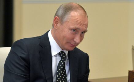 Putin y Trump hablan por teléfono, apuntan a "cooperación constructiva": Kremlin