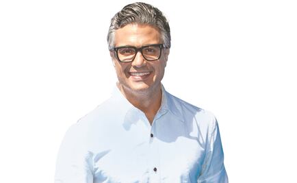 Por la música, Camil se hizo actor