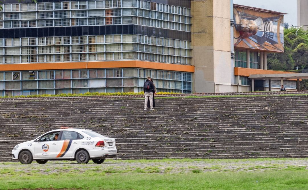 Personal de seguridad de la UNAM detuvo a dos personas con droga. Foto: Yaretzy M. Osnaya / EL UNIVERSAL