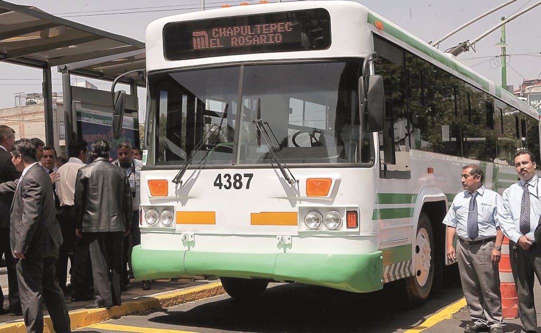 Continúa transporte público gratuito ante contingencia ambiental