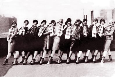 Cuando la mujer empezó a mostrar la pantorrilla