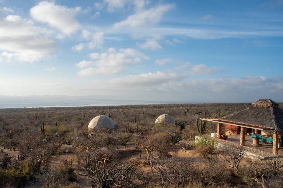 Panorámica de Quercus Baja Glamping