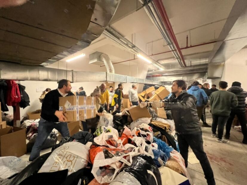 Galería: Galatasaray, el equipo turco que manda toneladas de ayuda a los afectados por los terremotos